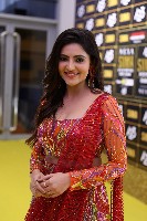Athulya Ravi at Nexa SIIMA Awards 2023